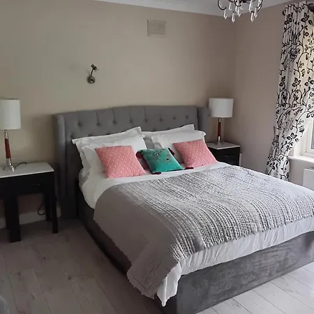 Robins Nest * דרוגדה